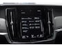 Volvo V90 T5 250PK AutomaatInscription / Stoelventilatie / Stoelmassage / BLIS / Adaptieve cruise control / Elektrische stoelen / stoel - en stuurwielverwarming / Keyless entry / 360 camera / Panoramadak / Bowers en wilkins audio /