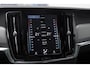 Volvo V90 T5 250PK AutomaatInscription / Stoelventilatie / Stoelmassage / BLIS / Adaptieve cruise control / Elektrische stoelen / stoel - en stuurwielverwarming / Keyless entry / 360 camera / Panoramadak / Bowers en wilkins audio /
