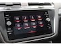 Volkswagen Tiguan Allspace 1.5 TSI R-Line 7p. | Panoramadak | Trekhaak | Navigatie | Adaptieve cruise
