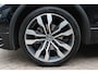 Volkswagen Tiguan Allspace 1.5 TSI R-Line 7p. | Panoramadak | Trekhaak | Navigatie | Adaptieve cruise