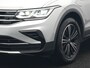 Volkswagen Tiguan 1.4 TSI eHybrid Elegance Plug In Hybrid 245pk Dealer O.H PHEV | Adaptive Cruise | Head Up | IQ Light | 360 Camera | Alcantara Sportstoelen Massage & Verwarmd | Sfeerverlichting | Keyless | Stuur Verwarmd | Apple Carplay | Navigatie | DAB |
