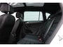 Volkswagen Tiguan 2.0 TSI R 75 Edition 4Motion 320PK (Panodak Sportleder/Memory Carplay Akrapovic HarmanKardon HeadUp 360Camera IQ-Light Trekhaak 21InchLMV)