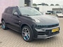 Lynk & Co 01 1.5 | Panoramadak | Adaptive cruise control | 360 Camera | Navigatie | LED koplampen | Keyless | Apple Carplay / Android | Dode hoek detectie | 20 inch velgen |