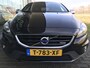 Volvo V40 1.6 T3 R-Design | Rijklaar incl garantie | Donker glas Camera Verwarmbaar voorruit