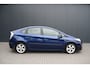 Toyota Prius 1.8 Dynamic - 1e EIGENAAR - NAVIGATIE - CAMERA - TREKHAAK