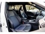 Toyota RAV4 2.5 Hybrid AWD Style Automaat | Bi-Tone | Adaptieve Cruise Control | PDC voor en achter | Stuurverwarming | 1650 kg trekgewicht
