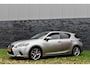 Lexus CT 200h Executive 17" XENON/CAMERA/NAVI/ALCANTARA-LEDER/ETC.!