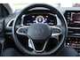 Volkswagen T-Roc 1.5 TSI Apple/Android carplay, Parkeer assistent, NAVI, LED, ACC, Leder, Parkeersensoren, Comfortstoelen, 18" LMV