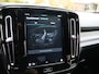 Volvo XC40 Recharge P8 408pk AWD R-Design Automaat Trekhaak / Stuurverwarming / Adaptive cruise