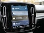Volvo XC40 Recharge P8 408pk AWD R-Design Automaat Trekhaak / Stuurverwarming / Adaptive cruise