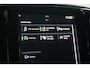 Volvo XC40 1.5 T3 Momentum Business | Achteruitrijcamera | Cruise control adaptief | DAB ontvanger