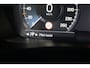 Volvo XC40 1.5 T3 Momentum Business | Achteruitrijcamera | Cruise control adaptief | DAB ontvanger