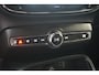 Volvo XC40 1.5 T3 Momentum Business | Achteruitrijcamera | Cruise control adaptief | DAB ontvanger