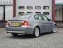 BMW 3-Serie 318i High Executive, Bluetooth, Clima, Navigatie