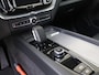 Volvo XC60 T6 Plus Dark | Trekhaak | 360° Camera | Panoramadak |