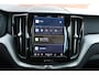 Volvo XC60 T6 Automaat AWD Plus Dark | Panorama Dak | 19'' Lichtmetalen Velgen | Adaptieve Cruise Control | Google Infotainment | Apple Carplay | 360 Graden Camera | Lederen Bekleding | Electronic Climate Control | Navigatiesysteem | Verwarmbare Voorstoelen | Verwarmbaar Stuurwiel | Semi Elektr. Trekhaak |
