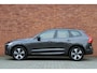 Volvo XC60 T6 Automaat AWD Plus Dark | Panorama Dak | 19'' Lichtmetalen Velgen | Adaptieve Cruise Control | Google Infotainment | Apple Carplay | 360 Graden Camera | Lederen Bekleding | Electronic Climate Control | Navigatiesysteem | Verwarmbare Voorstoelen | Verwarmbaar Stuurwiel | Semi Elektr. Trekhaak |