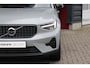 Volvo XC40 1.5 T4 Recharge R-Design | Cruise control adaptief met Stop&Go en stuurhulp | Elektrisch verstelb. bestuurdersstoel met geheugen | Harman/Kardon audio