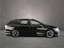 Volkswagen Golf Variant R-Line Edition 1.5 eTSI 150pk DSG Automaat Trekhaak, Panoramadak, LED matrix koplampen, Adaptive cruise control, Navigatie, Achteruitrijcamera