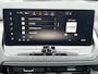 Nissan Qashqai 1.3 MHEV Xtronic Business Premium / HUD / Panoramadak / Google Maps Navigatie / Apple Carplay & Android Auto / Keyless Entry & Start / Adaptieve Cruise Control / 360° Camera / Stuur- en Stoelverwarming / Voorruitverwarming / Elektrisch Verstelbare Bestuurdersstoel met geheugenset / Elektrische Achterklep / Parelmoer Metallic