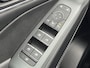 Nissan Qashqai 1.3 MHEV Xtronic Business Premium / HUD / Panoramadak / Google Maps Navigatie / Apple Carplay & Android Auto / Keyless Entry & Start / Adaptieve Cruise Control / 360° Camera / Stuur- en Stoelverwarming / Voorruitverwarming / Elektrisch Verstelbare Bestuurdersstoel met geheugenset / Elektrische Achterklep / Parelmoer Metallic