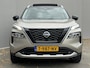 Nissan X-Trail 1.5 e-4orce Tekna Plus 4WD / Glazen Schuif- en Kanteldak / 360° Camera / HUD / 1800kg trekken / Apple Carplay & Android Auto / Elektrisch Verstelbare Voorstoelen met geheugenset / Elektrische Achterklep / Stuur- en Stoelverwarming / Voorruitverwarming /