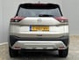 Nissan X-Trail 1.5 e-4orce Tekna Plus 4WD / Glazen Schuif- en Kanteldak / 360° Camera / HUD / 1800kg trekken / Apple Carplay & Android Auto / Elektrisch Verstelbare Voorstoelen met geheugenset / Elektrische Achterklep / Stuur- en Stoelverwarming / Voorruitverwarming /