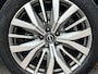 Nissan X-Trail 1.5 e-4orce Tekna Plus 4WD / Glazen Schuif- en Kanteldak / 360° Camera / HUD / 1800kg trekken / Apple Carplay & Android Auto / Elektrisch Verstelbare Voorstoelen met geheugenset / Elektrische Achterklep / Stuur- en Stoelverwarming / Voorruitverwarming /