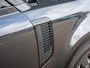 Land Rover Defender 110 2.0 P300e 110 X-Dynamic HSE Trekhaak l Schuif-/kantel Panorama dak l Black Pack l Treeplanken l Spoiler l Wheelcover l 20 Inch l