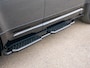 Land Rover Defender 110 2.0 P300e 110 X-Dynamic HSE Trekhaak l Schuif-/kantel Panorama dak l Black Pack l Treeplanken l Spoiler l Wheelcover l 20 Inch l