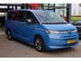 Volkswagen Multivan 1.4 eHybrid L2H1 Style 160KW/217PK Hybride, Harman en Kardon, 6p, elektrische klep met easy open, draadloos laden, adaptief onderstel, veiligheidspakket, side assist, vol leder, elektrisch verstelbare stoelen voor, stoel ventilatie, privacy glas, head up! display, keyless entry, 18" LMV, metallic lak, stand kachel, verwarmbare voorruit, trekhaak wegklapbaar, stuurwiel verwarming, panorama dak, niveau regeling