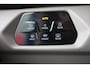 Volkswagen Multivan 1.4 eHybrid L2H1 Style PL €1220 p/m* Harman en Kardon, 6p, elektrische klep met easy open, draadloos laden, adaptief onderstel, veiligheidspakket, side assist, vol leder, elektrisch verstelbare stoelen voor, stoel ventilatie, privacy glas, head up! display, keyless entry, 18" LMV, metallic lak, stand kachel, verwarmbare voorruit, trekhaak wegklapbaar, stuurwiel verwarming, panorama dak, niveau regeling