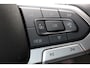 Volkswagen Multivan 1.4 eHybrid L2H1 Style PL €1220 p/m* Harman en Kardon, 6p, elektrische klep met easy open, draadloos laden, adaptief onderstel, veiligheidspakket, side assist, vol leder, elektrisch verstelbare stoelen voor, stoel ventilatie, privacy glas, head up! display, keyless entry, 18" LMV, metallic lak, stand kachel, verwarmbare voorruit, trekhaak wegklapbaar, stuurwiel verwarming, panorama dak, niveau regeling