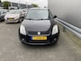 Suzuki Swift 1.3 Comfort AUTOMAAT, A/C, PDC, Multimedia / Navi, Keyless, LM, – Inruil Mogelijk –