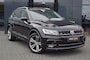 Volkswagen Tiguan 1.4 TSI DSG R-Line 150pk / Panodak / Trekhaak wegklb. / 19 Inch LM / Navi / ACC/ Led