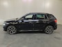 Skoda Kamiq 1.5 TSI Monte Carlo / AUTOMAAT/ ELEKTR. TREKHAAK/ PANO/ DIGITAL DASH/ CRUISE/ LED/ PARK. SENSOREN + CAMERA/ SMARTLINK/ NAVI/ STOEL VERWARM/ CLIMA