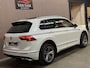 Volkswagen Tiguan 2.0 TSI 4Motion R-Line 2018 DSG 220PK PANO LED