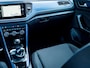 Volkswagen T-Roc 1.0 TSI United Limited | Navigatie | Camera | Stoelverwarming | Adaptieve Cruise Control | Stuurwiel Verwarmd | Climate Control | Dode Hoek Detectie | Privacy Glas | Apple Carplay | Android Auto |