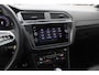 Volkswagen Tiguan 1.5 TSI R-Line Business+ / Trekhaak / Panoramadak / 360Camera / Head-up / Leder / 20'' / Memory seats / Dodehoek / Navigatie / Stoelverwarming 4x / Stuurverwarming / DAB / ACC