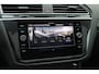 Volkswagen Tiguan 1.5 TSI R-Line Business+ / Trekhaak / Panoramadak / 360Camera / Head-up / Leder / 20'' / Memory seats / Dodehoek / Navigatie / Stoelverwarming 4x / Stuurverwarming / DAB / ACC