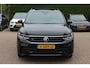 Volkswagen Tiguan 1.5 TSI R-Line Business+ / Trekhaak / Panoramadak / 360Camera / Head-up / Leder / 20'' / Memory seats / Dodehoek / Navigatie / Stoelverwarming 4x / Stuurverwarming / DAB / ACC