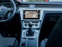 Volkswagen Passat 1.4 TSI ACT Highline | Navigatie | Stoelverwarming | Adaptieve Cruise Control | ErgoComfort Seats | Privacy Glas | Climate Control | Metallic Lak | All Season Banden | Parkeersensoren | Lichtmetalen Velgen'' |
