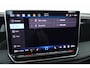 Volkswagen Tiguan 1.5 eTSI Life Edition | 1e Eigenaar! | Trekhaak | Adaptive Cruise | Navi By App | LED | Stoel-/stuurverwarming | Sfeerverlichting | BLIS | Keyless | DAB | Lichtmetalen Velgen