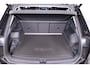 Volkswagen Tiguan 1.5 eTSI Life Edition | 1e Eigenaar! | Trekhaak | Adaptive Cruise | Navi By App | LED | Stoel-/stuurverwarming | Sfeerverlichting | BLIS | Keyless | DAB | Lichtmetalen Velgen