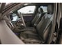Audi Q3 35 TFSI S edition PANO | Sfeer