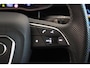 Audi Q3 35 TFSI S edition PANO | Sfeer
