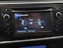 Toyota Auris 1.8 Hybrid Dynamic | Cruise control | Climate control | Keyless | Camera | All Season | Navi