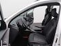 Kia Niro EV DynamicLine 64.8 kWh | 3-fase 11KW laden | Climate Control | Navigatie | LM Velgen | Eerste Eigenaar! |