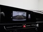 Kia Niro EV Light Edition 64.8 kWh | Navigatie | 17" LMV | Camera | Parkeer Sensoren | Cruise Control | Climate Control