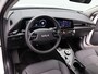 Kia Niro EV DynamicLine 64.8 kWh | 3-fase | Parkeer Camera | Climate Control | Navigatie | LM Velgen | Eerste Eigenaar! |